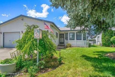 1557 W Woodlawn Dr, Hayden, ID 83835