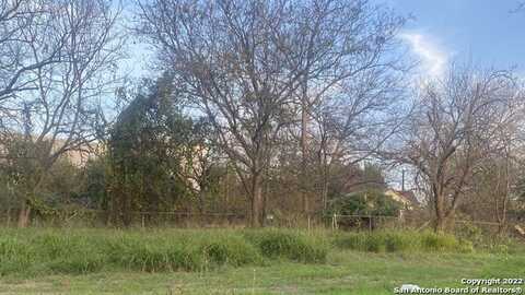 210 Dalton Alley, San Antonio, TX 78202