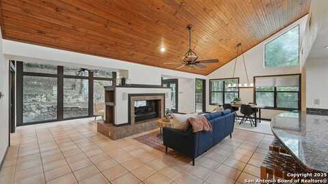 830 Candlewood, New Braunfels, TX 78130