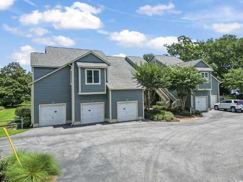 824 Castleford Circle, Myrtle Beach, SC 29572