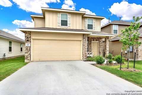 125 Legendary Trail, Floresville, TX 78114