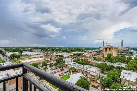215 Center St., San Antonio, TX 78202