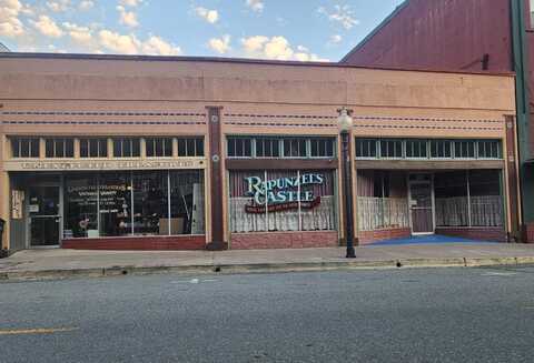 5817/5821 Dunsmuir Ave, Dunsmuir, CA 96025