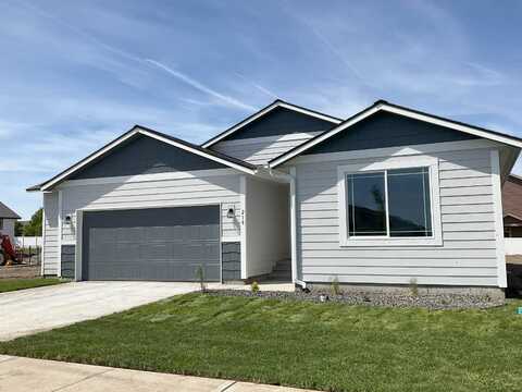 218 S TREELINE St, Airway Heights, WA 99001