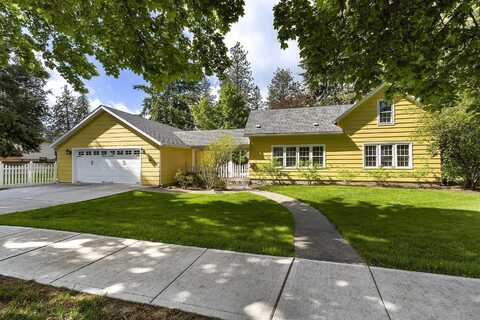 628 I St, Cheney, WA 99004