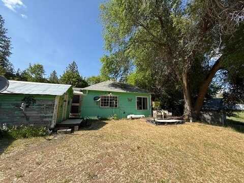 5986 S Hwy 25 Hwy, Fruitland, WA 99129