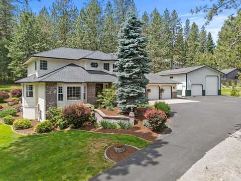 9015 N Murray Rd, Newman Lake, WA 99025