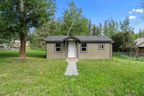 610 N 1st St, Springdale, WA 99173