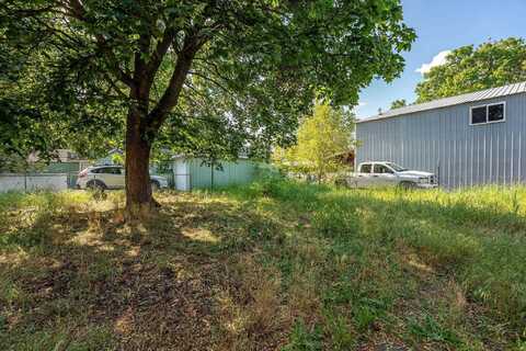 608 S University Rd, Spokane Valley, WA 99206