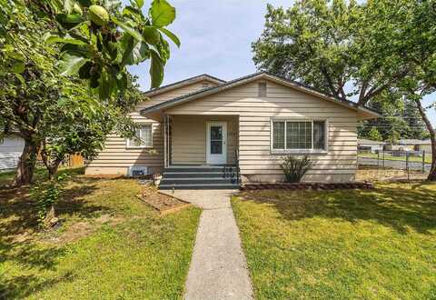 1306 W Joseph Ave, Spokane, WA 99205