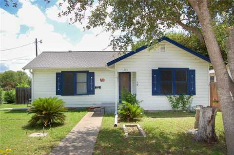 201 S Alta Vista Street, Beeville, TX 78102