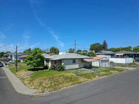 1529 E Walton Ave, Spokane, WA 99207
