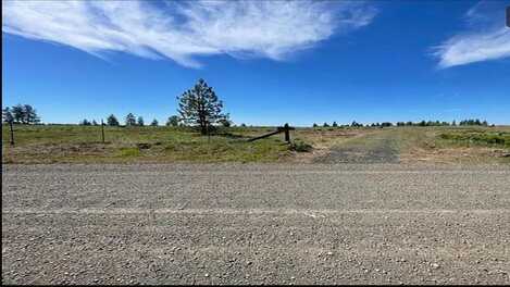 19456 S Harrison Rd, Edwall, WA 99008