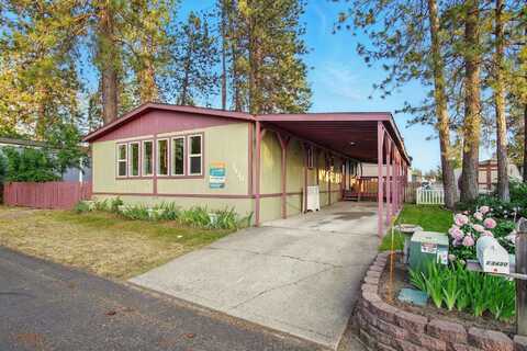 3420 E Georgia Pines Ln, Mead, WA 99021