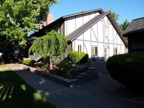 302 E Weile #2 Ave, Spokane, WA 99208