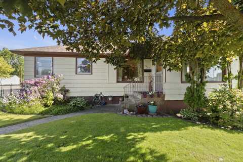 2403 W Crown Ave, Spokane, WA 99205