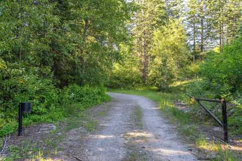 N Mt Spokane Park Dr, Mead, WA 99021