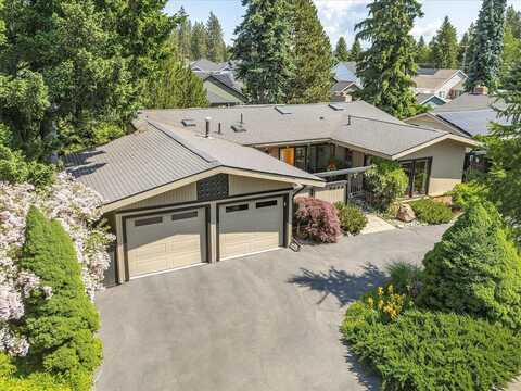 2111 E 34th Ave, Spokane, WA 99203