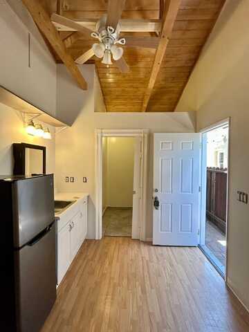 1125 San Pascual Street unit: C, SANTA BARBARA, CA 93101