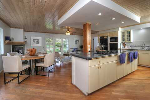 124 La Marina, SANTA BARBARA, CA 93109