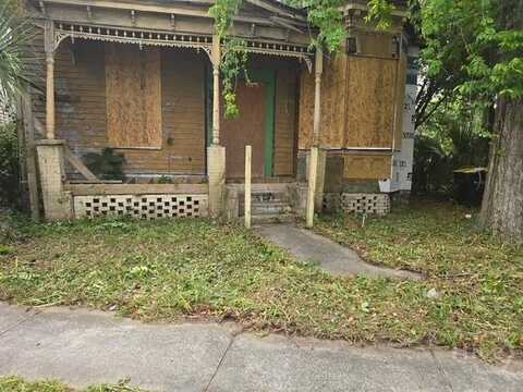 1706 Ogeechee Road, Savannah, GA 31415