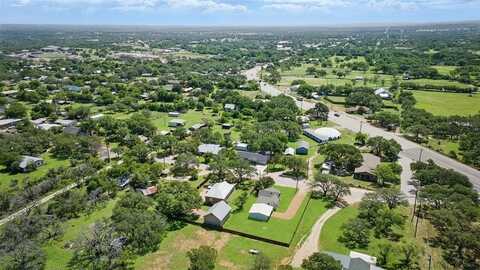 103 Avenue Q, Johnson City, TX 78636