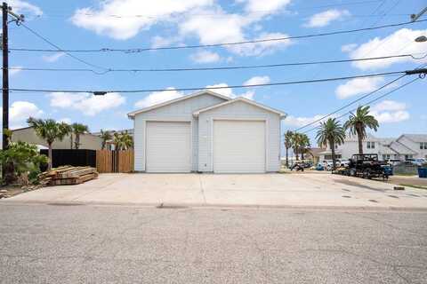 141 W Roberts Avenue, Port Aransas, TX 78373