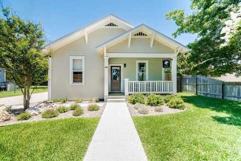 320 Orchard St, Fredericksburg, TX 78624
