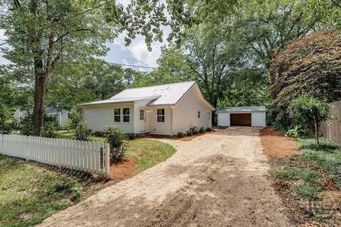 119 Church Street S, Bogart, GA 30622
