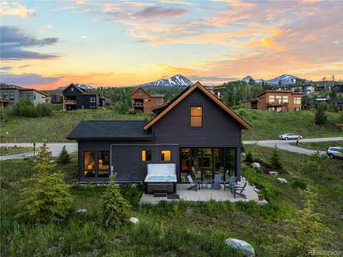 77 Hart Trail, Silverthorne, CO 80498