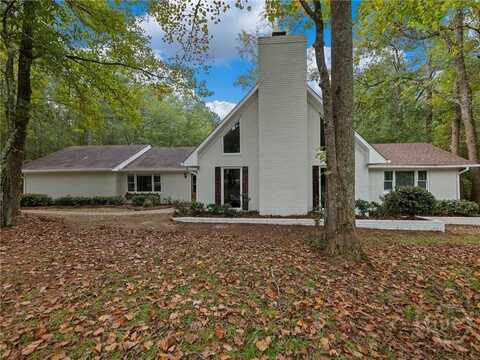 275 Hanover Drive, Bogart, GA 30622