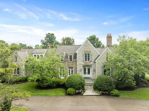 9125 Brokensound Lane, Indian Hill, OH 45242