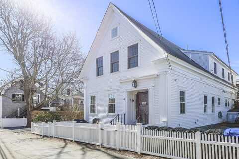 4 Franklin Street, Provincetown, MA 02657