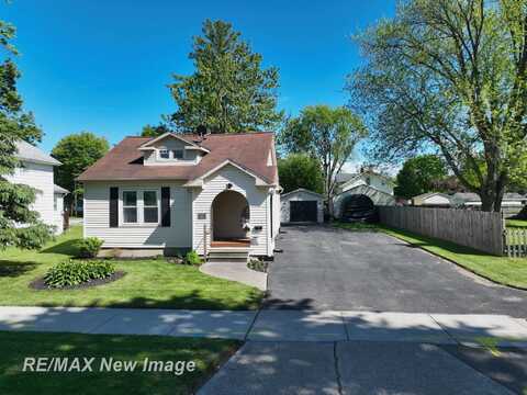 216 N Alexander, Saginaw, MI 48602