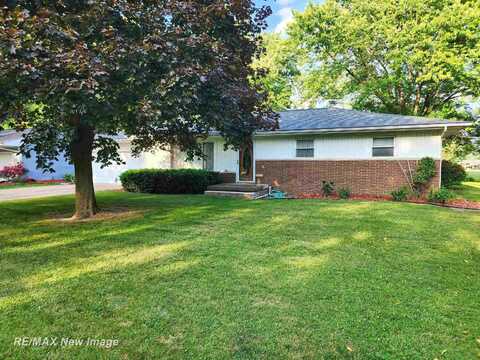 504 Abingdon, Chesaning, MI 48616