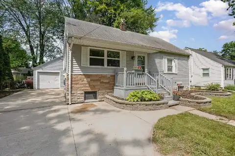 802 1st, Essexville, MI 48732