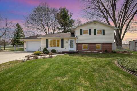 2615 Yosemite, Saginaw, MI 48603