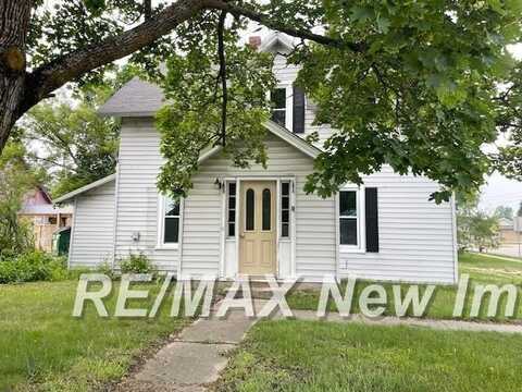 901 N State, Gladwin, MI 48624