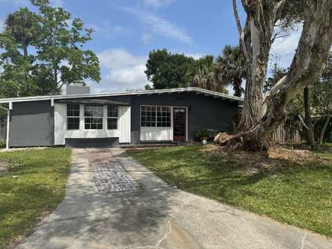 2258 St Dunston Lane, Melbourne, FL 32935