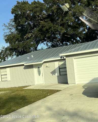1385 Salerno Avenue SE, Palm Bay, FL 32909