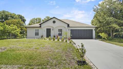 160 Eureka Avenue NE, Palm Bay, FL 32907
