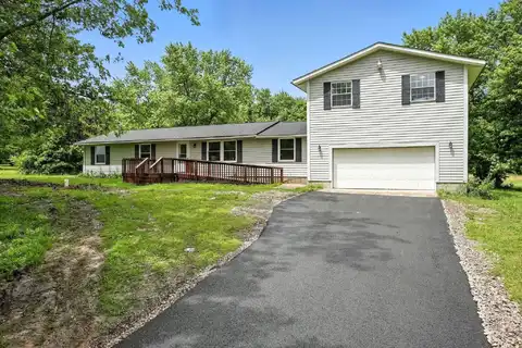 7999 Moody Road, Centerburg, OH 43011