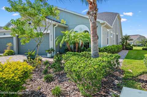 8194 Loren Cove Drive, Melbourne, FL 32940