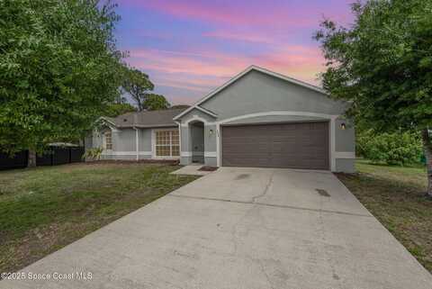1094 Locust Avenue NW, Palm Bay, FL 32907