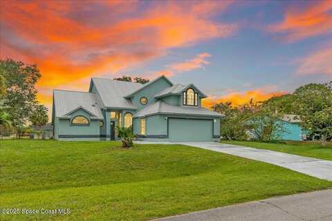 817 Seven Gables Circle SE, Palm Bay, FL 32909