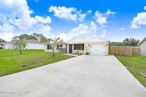 946 Stage Street SE, Palm Bay, FL 32909