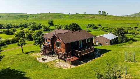 419 Meade Creek Road, Sheridan, WY 82801