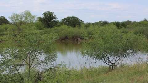 974 CR 451, Waelder, TX 78959