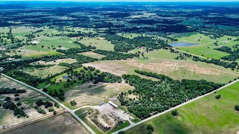 1197 Private Road 2071, Giddings, TX 78942