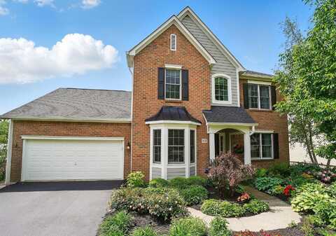 8119 Shannon Glen Boulevard, Dublin, OH 43016